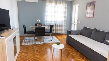 Apartment (A3) | Living room