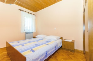 Apartment (A5)