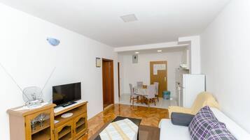 Wifi gratis y ropa de cama