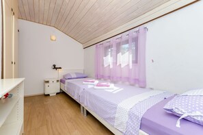 Strygejern/strygebræt, gratis Wi-Fi, sengetøj