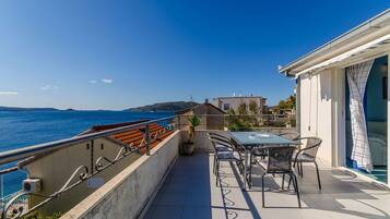 Apartment (A2) | Balkon