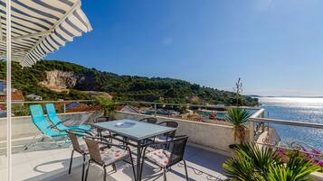 Apartment (A2) | Balkon