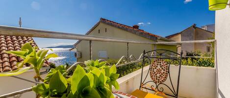 Apartment (A1) | Balcony