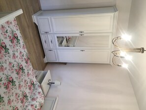 Iron/ironing board, free WiFi