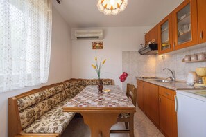 Apartment (A2) | Living room - Apartment Frane (Marina)