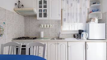 Apartment (A1) | Eigene Küche