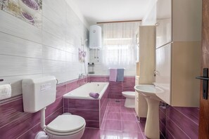 Bathroom - Apartment Frane (Marina)