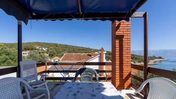 House | Balcony