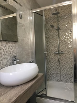 Apartment (A4) | Bathroom | Towels