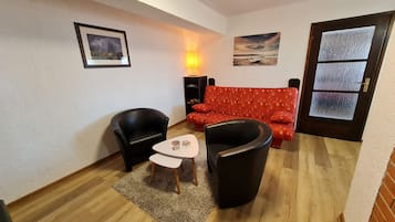 Appartement (A1) | Woonkamer | Televisie