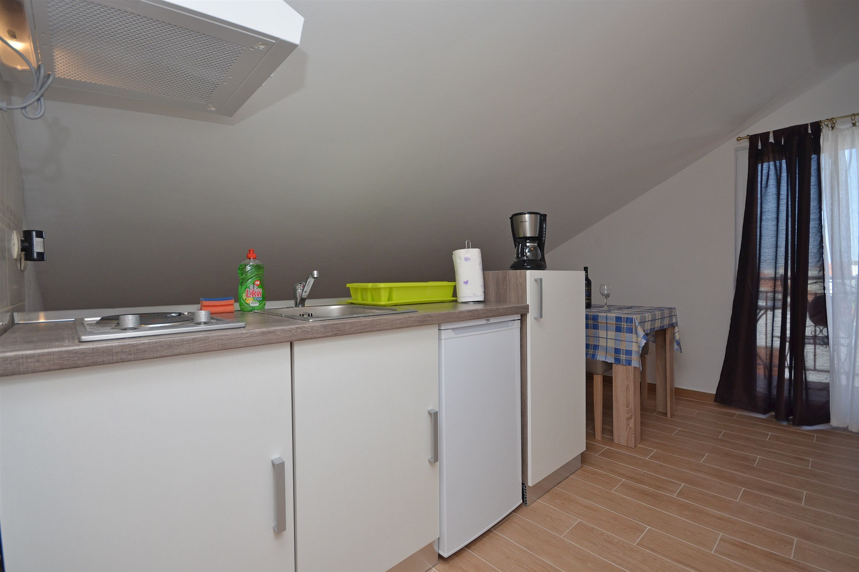 Private kitchen | Espresso maker, fridge, microwave, stovetop