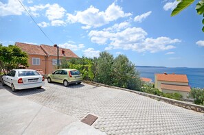 Ubetjent parkering (inkludert)