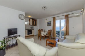 Apartment (A1) | Living room