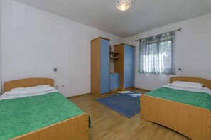 Apartment (A1)