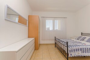 Apartment (A1)