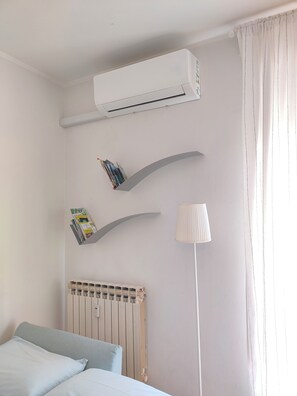 2 slaapkamers, een strijkplank/strijkijzer, gratis wifi, beddengoed