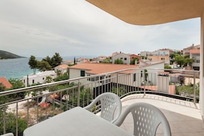 Apartment (A1) | Balkon