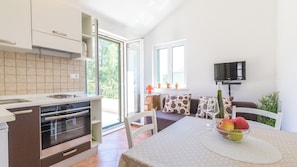 Apartment (A5) | Living room
