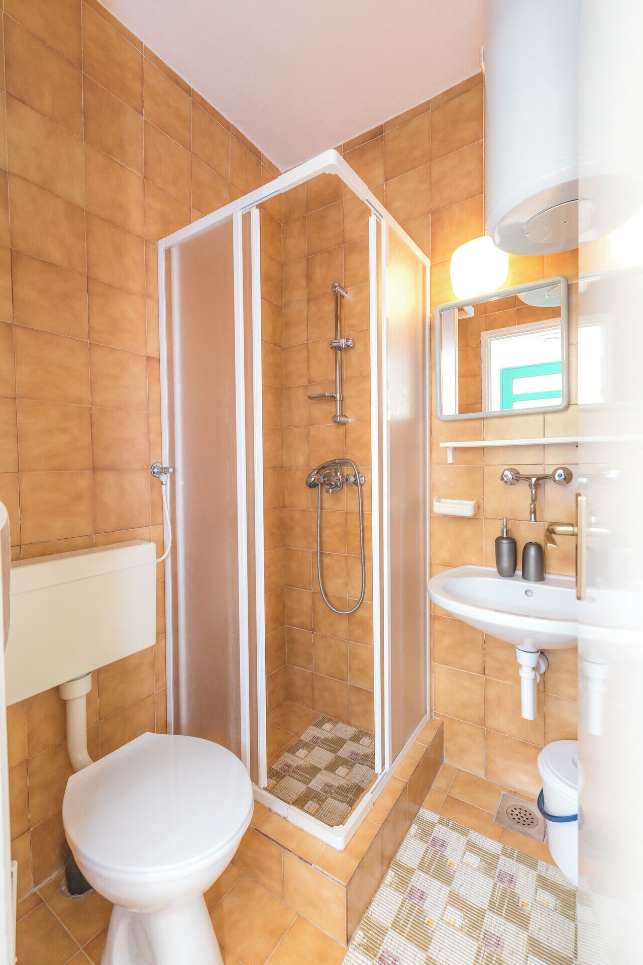 Apartment (A1) | Bathroom