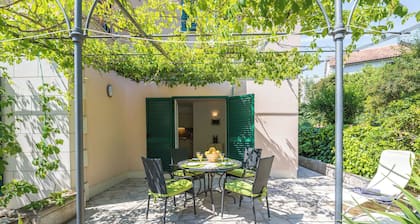 Apartments Seric