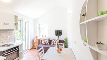 Apartment (A5) | Living room