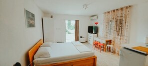 Free WiFi - Apartments Fran (Jelsa)