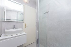 House | Bathroom | Shower, hair dryer