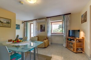 Living room - Apartments and Room Rukonic (Mali Losinj)