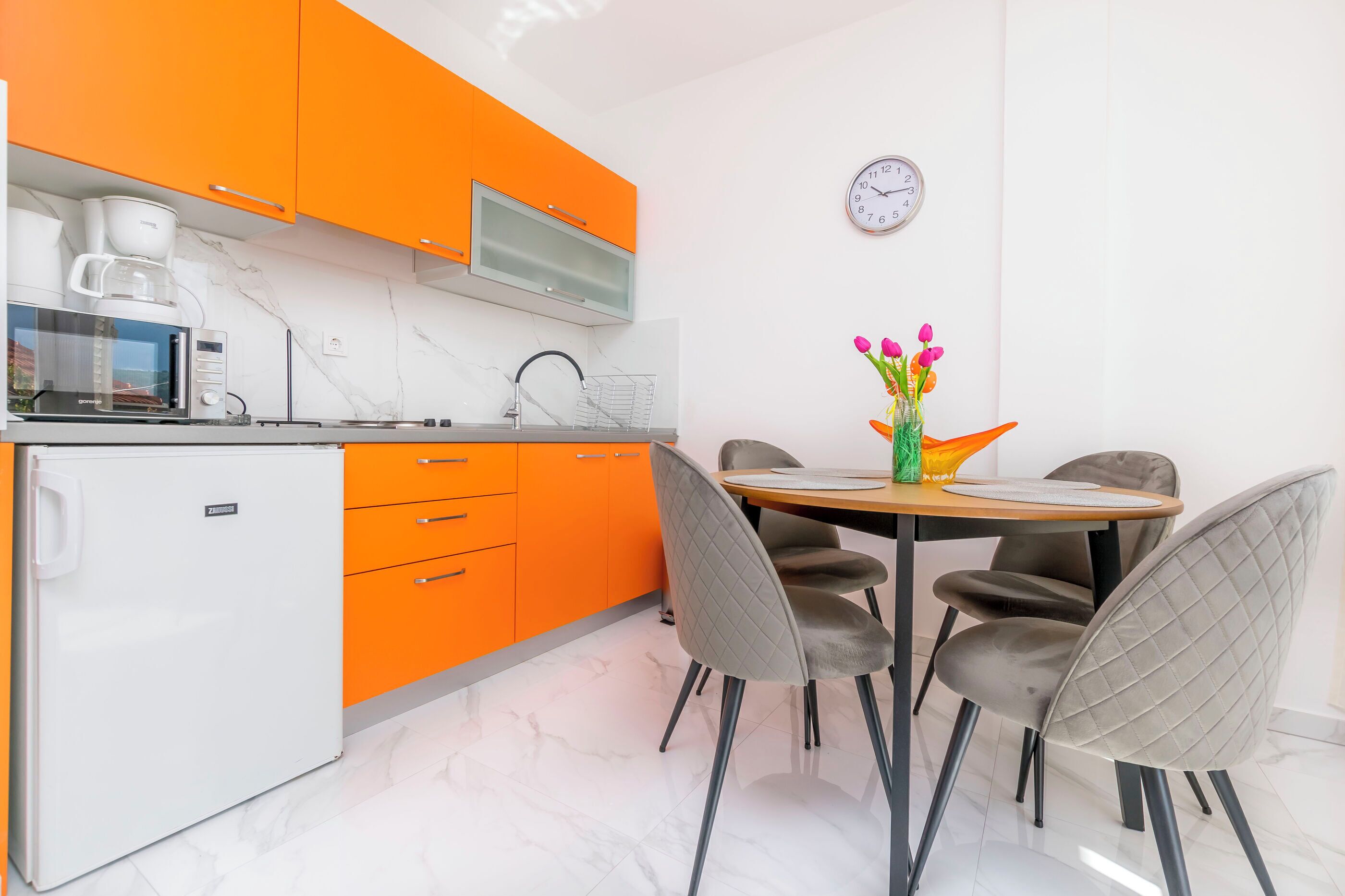 Apartment (A1) | Private kitchen | Fridge, stovetop, espresso maker, electric kettle