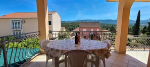 Apartemen (A1) | Balkon