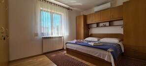 Apartment (A1) | 1 bedroom, free WiFi - Apartment Nila (Jelsa)
