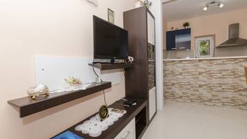 Huoneisto (A1) | Olohuone | Televisio