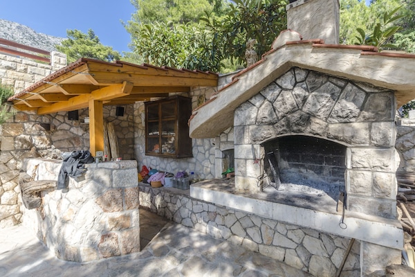 BBQ/picnic area