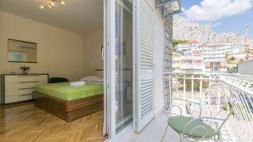 Apartment (A5) | Balcony