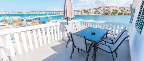 Departamento (A4) | Vista al agua