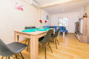 Apartment (A2) | Dining - Apartments Olivera (Rogoznica)