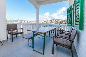 Apartment (A2) | Water view