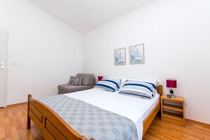 Apartment (A1) | Free WiFi, bed sheets