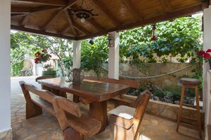 BBQ/picnic Area - Apartments Suncica (Rogoznica)