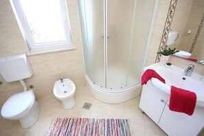 Bathroom | Shower - Apartments Suncica (Rogoznica)