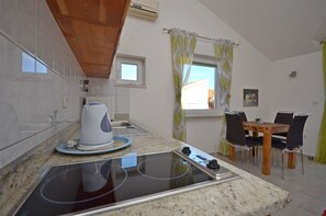 Private kitchen - Apartments Mara (Vodice)