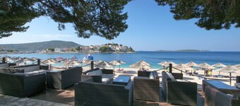 Apartments and Rooms Jakov