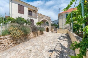 Building design - Apartment Smiljan (Primosten)