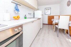 Apartment (A1) | Private kitchen