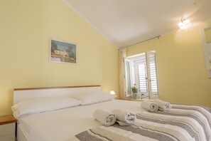Apartment (A1) | Kostenloses WLAN, Bettwäsche