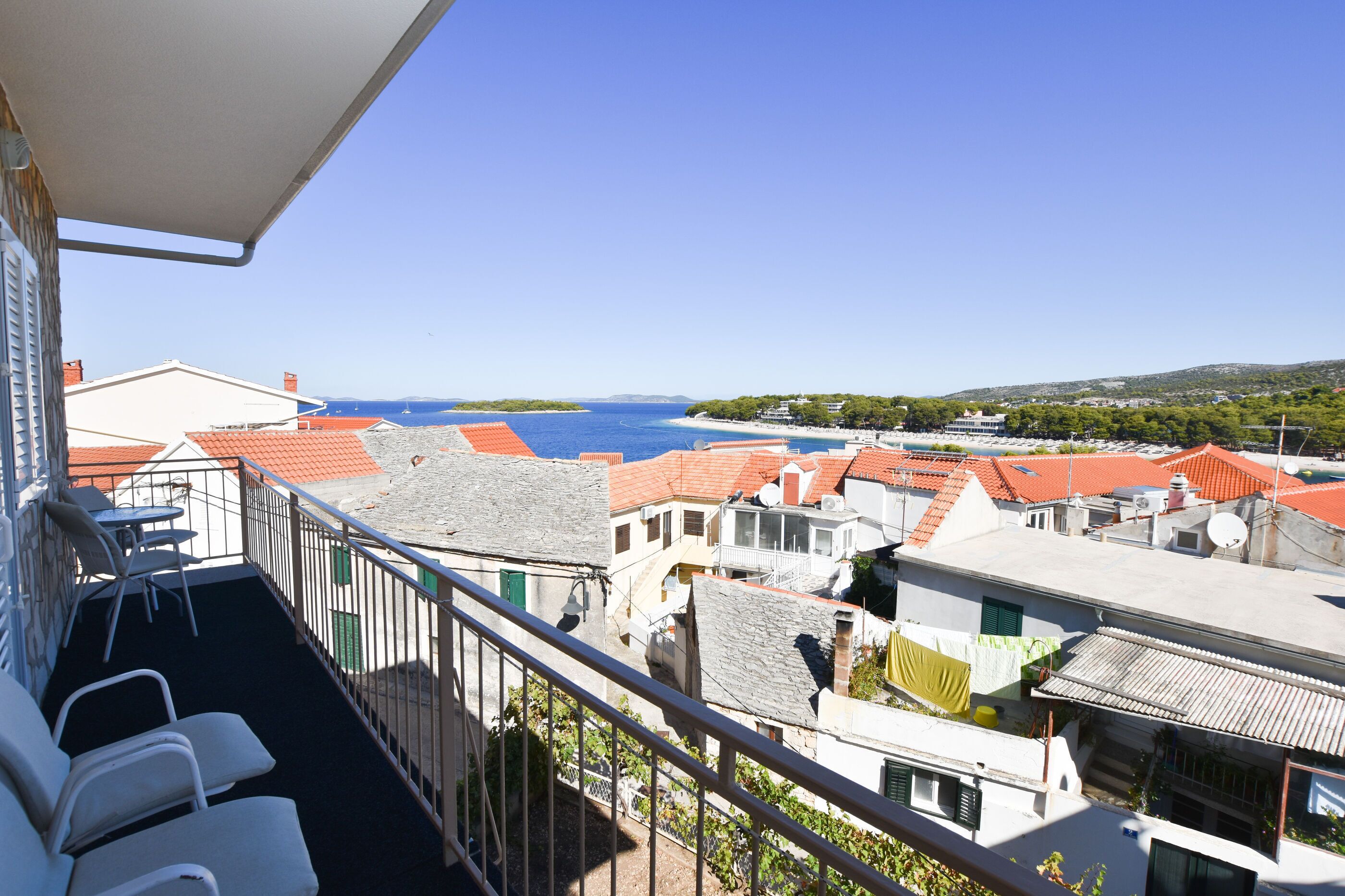 Apartment (A2) | Balkon