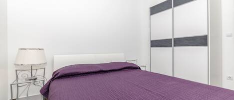 AccĂšs au Wi-Fi (inclus), literie fournie