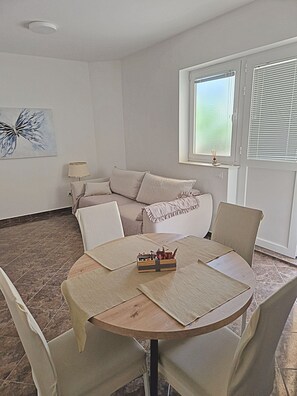 Apartment (A1) | Private kitchen - Apartments Beba55 m (Primosten)