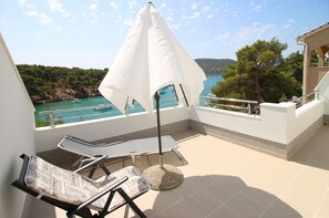 Apartment (A4) | Free WiFi, bed sheets - Apartments Elvis (Primosten)