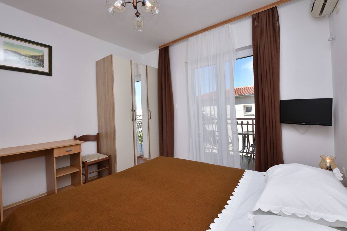 Kamer (S1)